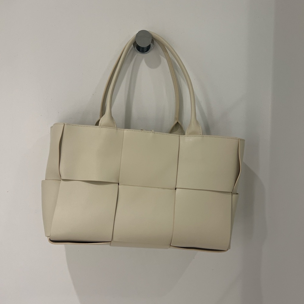 Elegant Cream Tote Bag